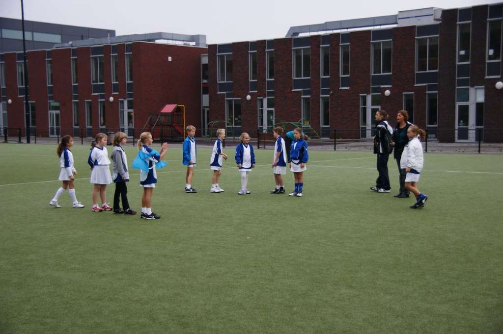 Korfbal E2 10 oktober-1.JPG